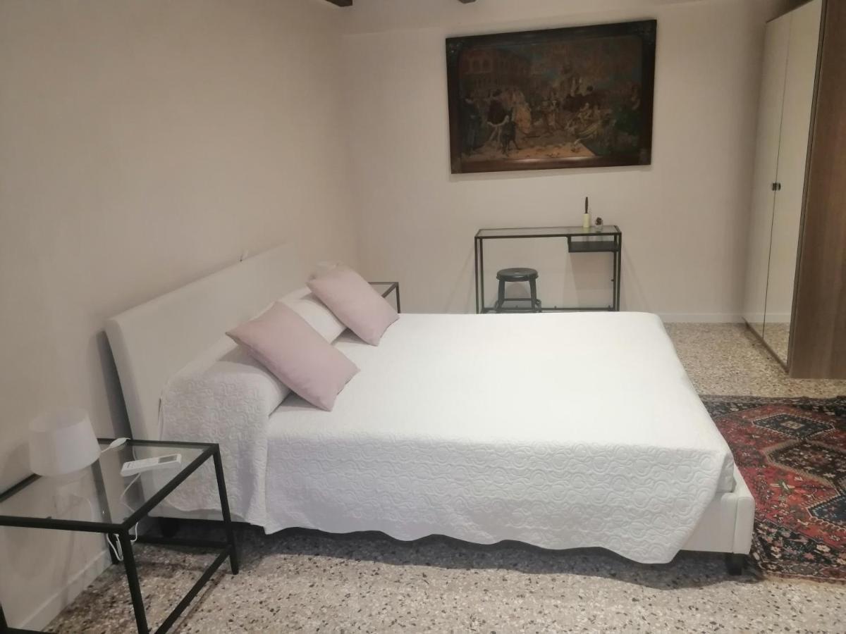 Castello Guest house